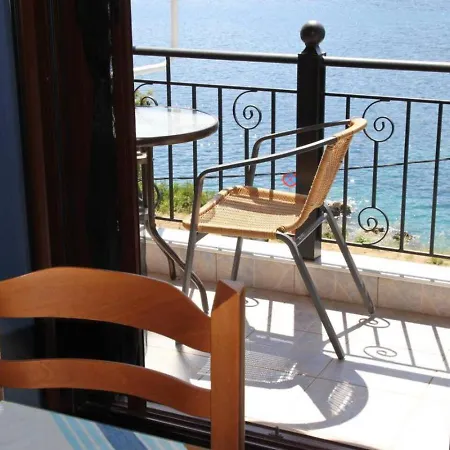 And Thomas 13 Vasiliki (Lefkada)